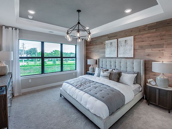Expansive Owner s Suite