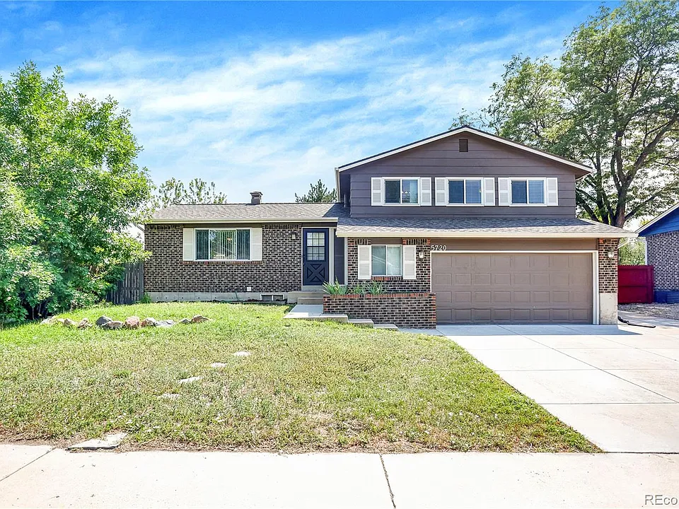 5720 W 110th Pl