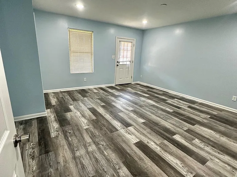 542 Stanbridge St #1 — Photo 13