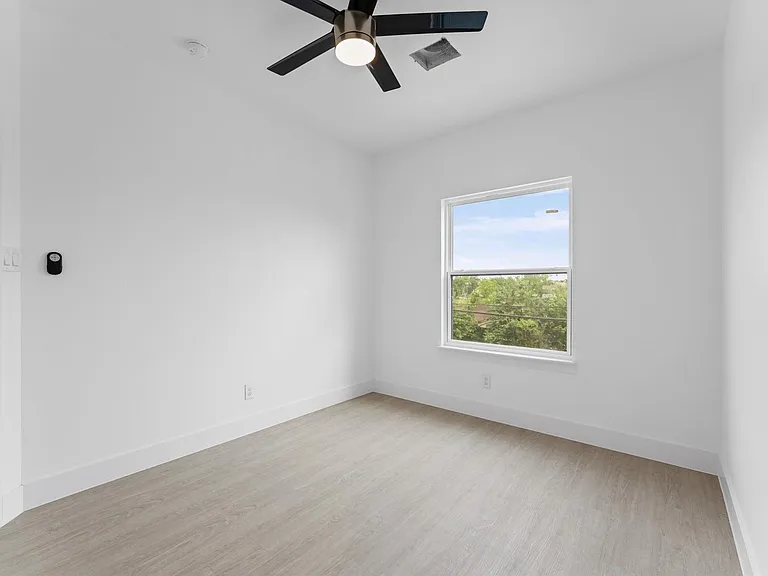 3135 Crane St #B — Photo 16