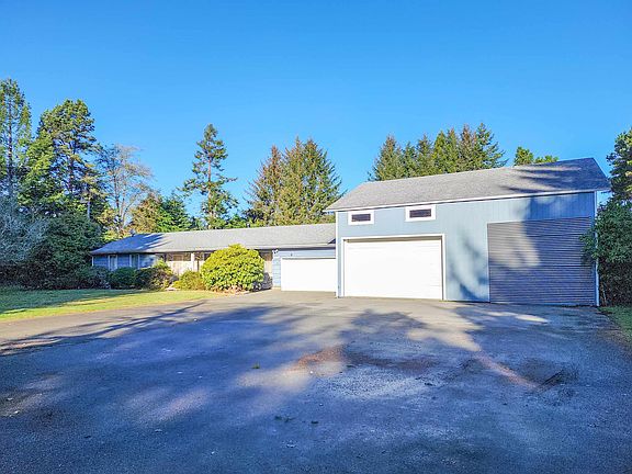 3rd image of 425 Tedsen Ln