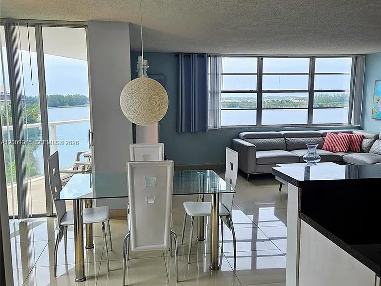 1301 NE Miami Gardens Dr #726W — Photo 4