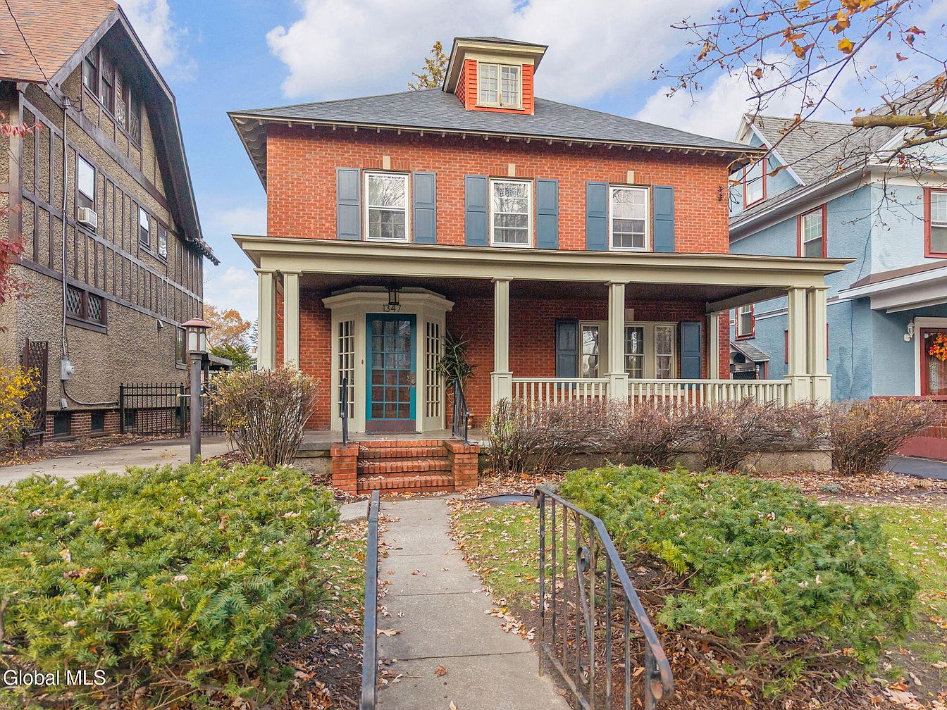 1st image of 1347 Union Street