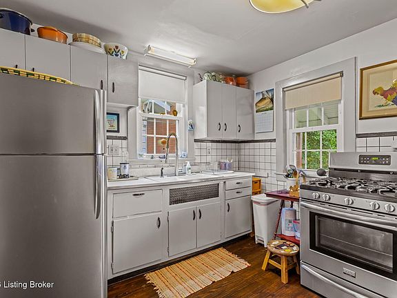 4th image of 1603 Bonnycastle Ave