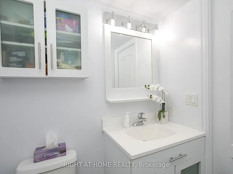 2119 Lake Shore Blvd W #217 — Photo 23