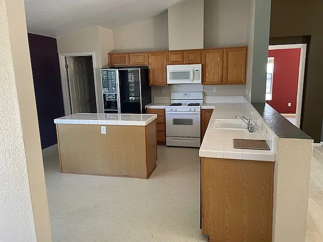 5638 Harvest Rd — Photo 5