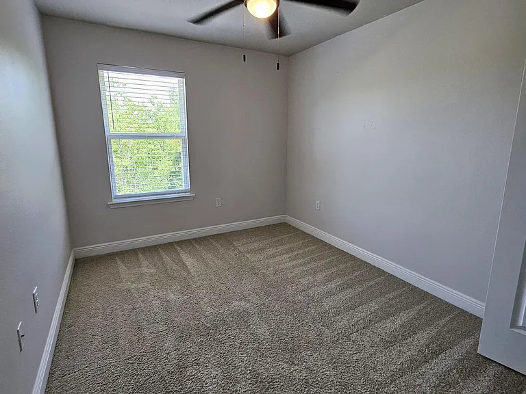 5908 Callaway Cir — Photo 39
