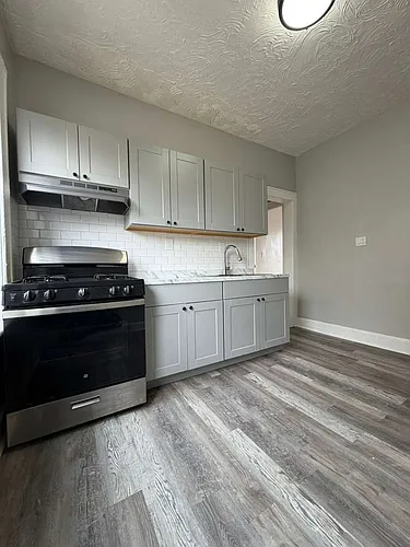 645 Summer Ave #D10 Photo 1