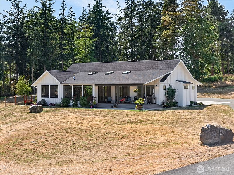 2nd image of 2115 Chinook Ridge Lane