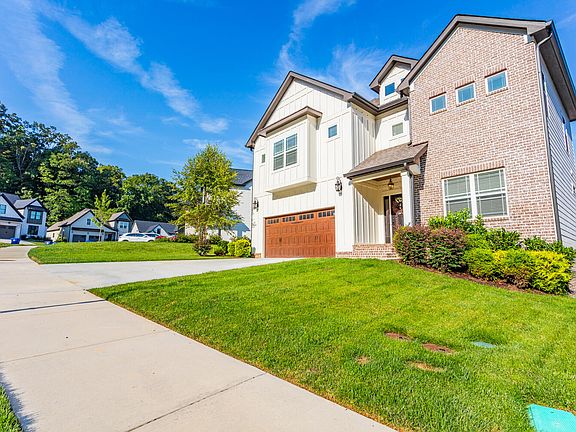 3rd image of 9826 Trestle Cir