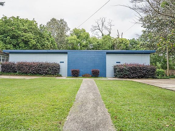 3rd image of 524 E 9th Ave