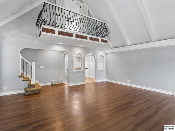 15111 Farnam Cir, Omaha, NE 68154 view 4