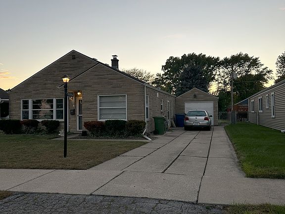2nd image of 9242 S 49th Ave