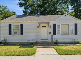 170 Beckwith St, Cranston, RI 02910