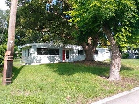 1st image of 209 Coleus Dr