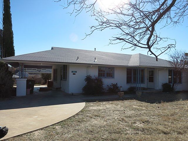 1st image of 815 W Washington Dr