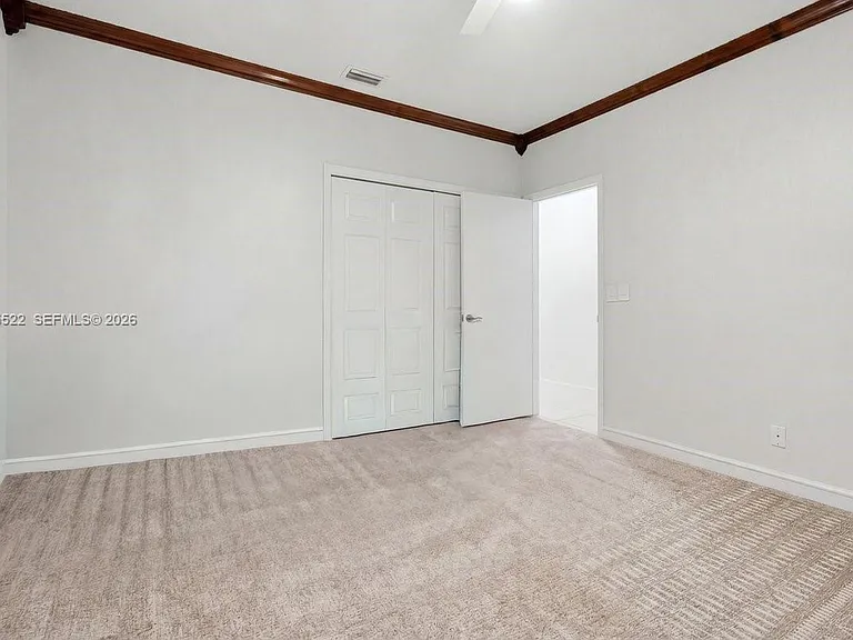 16530 Lake Tree Dr — Photo 40