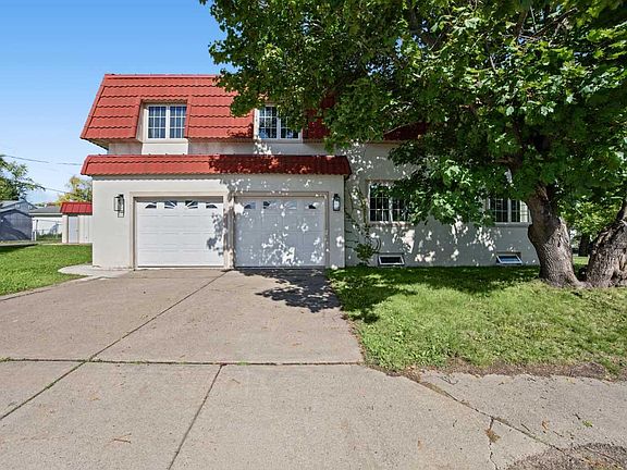 5th image of 3617 2nd Ave W