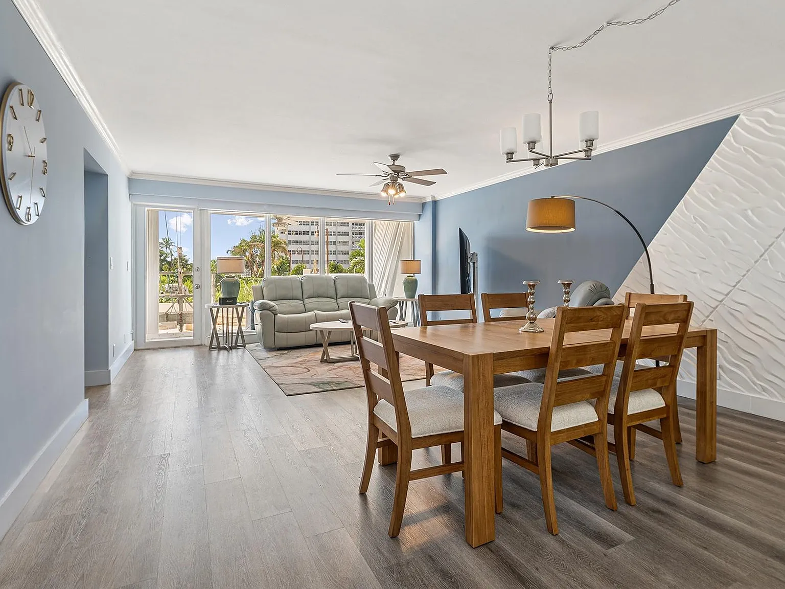 1 bed, 1.5 bath, 1092 sqft, $2,750 — Photo 3