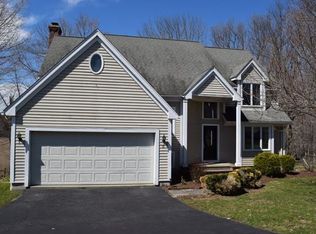 10 Titus Pl, Ridgefield, CT 06877