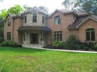 750 Old Trail Rd, Highland Park, IL 60035