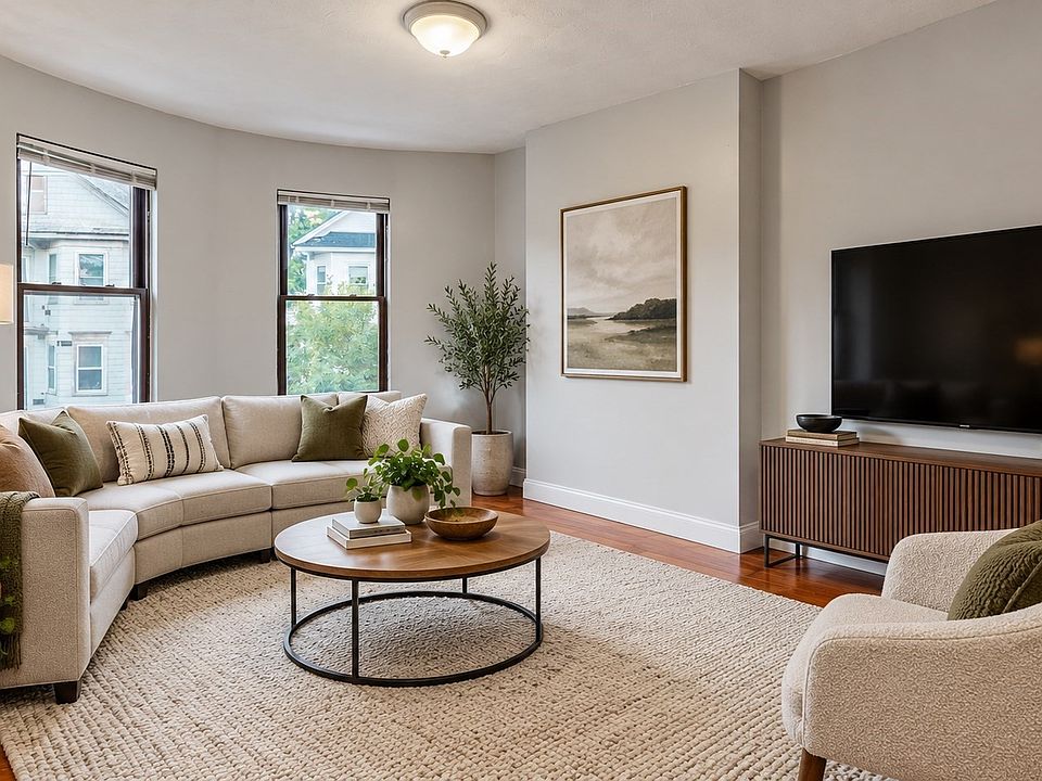 1st image of 23 Harold St #2