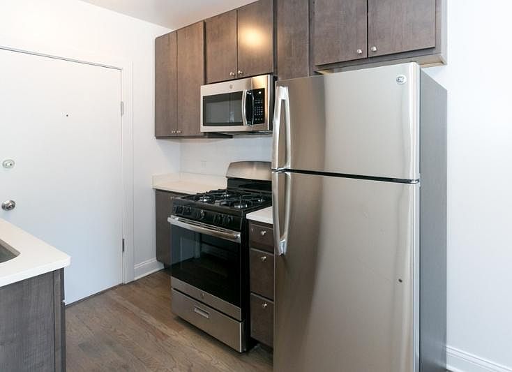1st image of 2639 N Spaulding Ave APT 2S