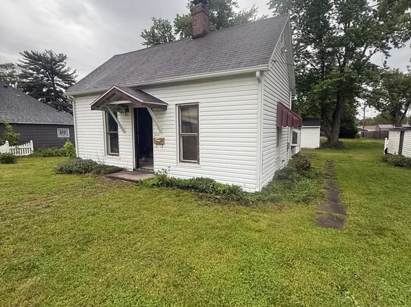 533 Higgins St, Clinton, IN 47842