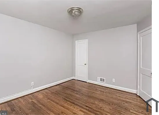 7457 Lawrence Rd — Photo 16