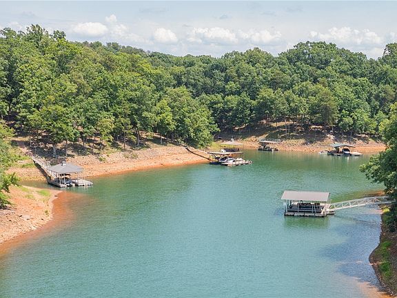 5th image of 202 Plantation Point