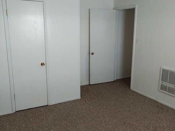 3rd image of 400 N Avenue K APT 13