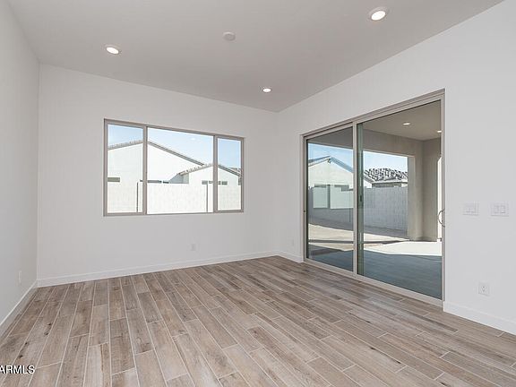 4th image of 2576 E Tapenade Drive