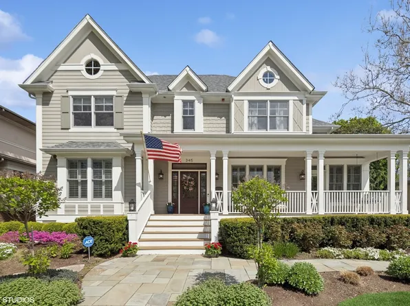 345 Scott Ave, Glen Ellyn, IL 60137