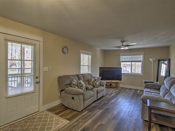 5th image of 4345 Oak Dr