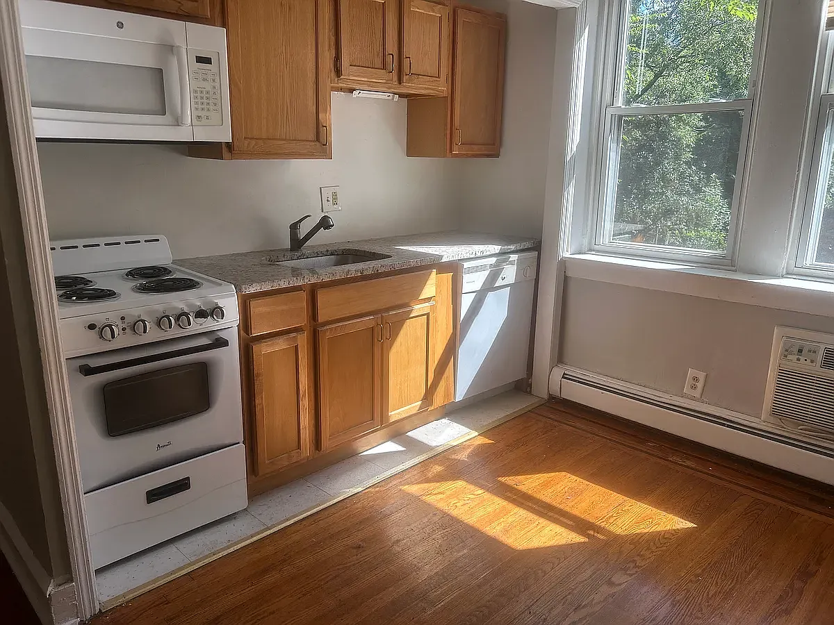 1 bed, $1,190 — Photo 3