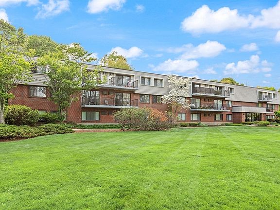 3rd image of 575 Broad St Unit 312