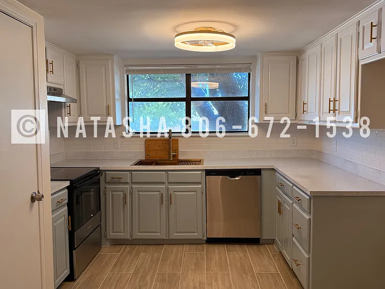 1332 Montclair Dr — Photo 9