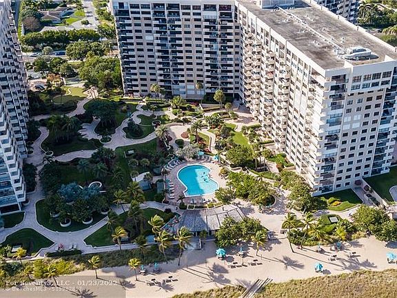 3rd image of 5100 N Ocean Blvd APT 907