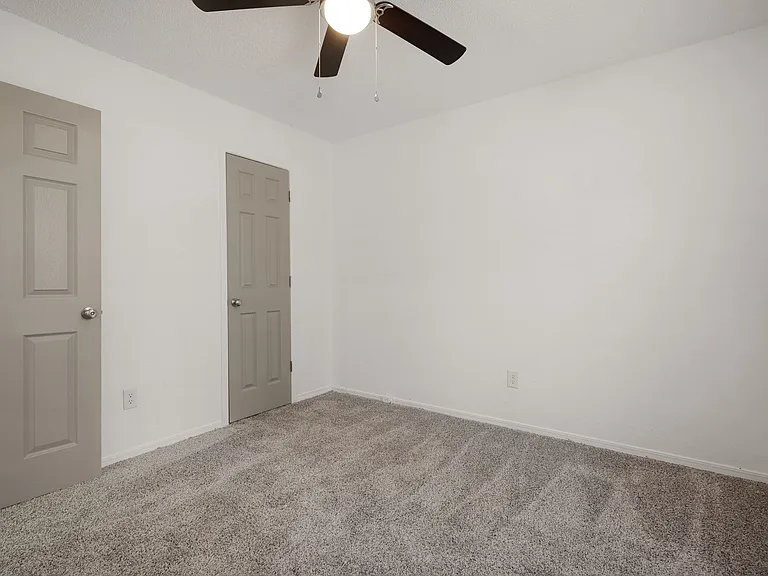 713 N 7th St #12 — Photo 7
