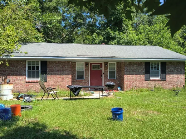 101 Shamrock Dr, Summerville, SC 29483