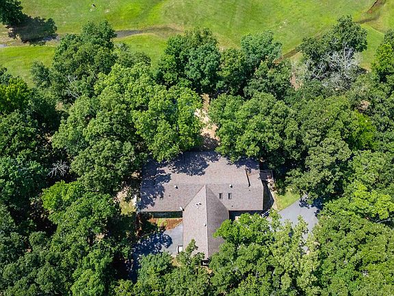 2nd image of 21507 Reynard Ln