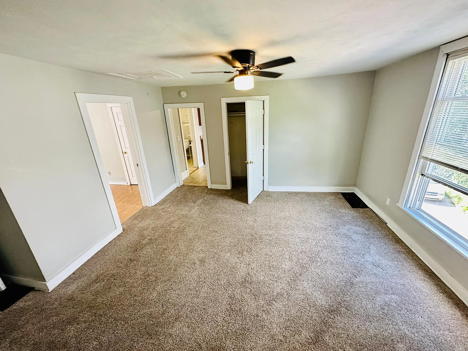 3 bed, 1250 sqft, $1,480 — Photo 4