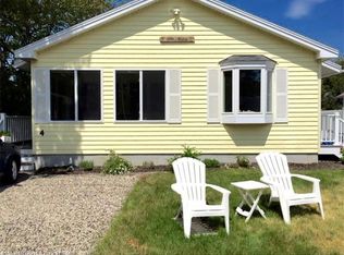 4 Highland Ave, York, ME 03909