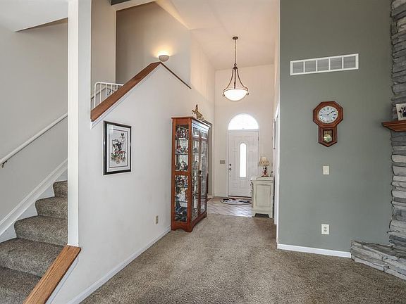 4th image of 6438 Chalkstone Ct