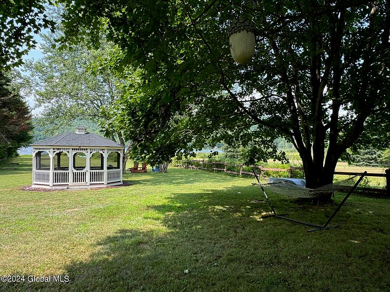 5th image of 705 Valentine Pond Road