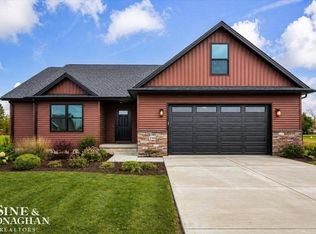 210 Oregon Ave, Marysville, MI 48040