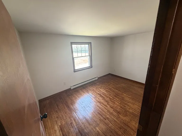 148 McCarty Ave — Photo 25