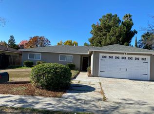 4571 N Hughes Ave, Fresno, CA 93705