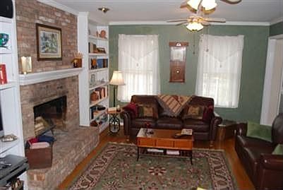 2nd image of 1309 Old South Ct