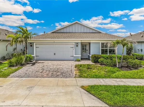 42425 Cascade Dr, Punta Gorda, FL 33982